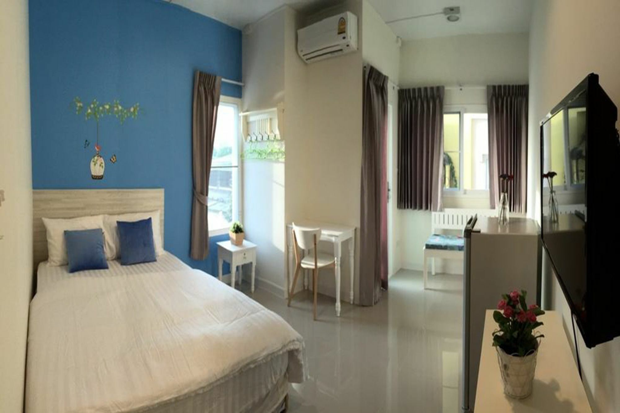 The Garden Living Hotell Bangkok Exteriör bild