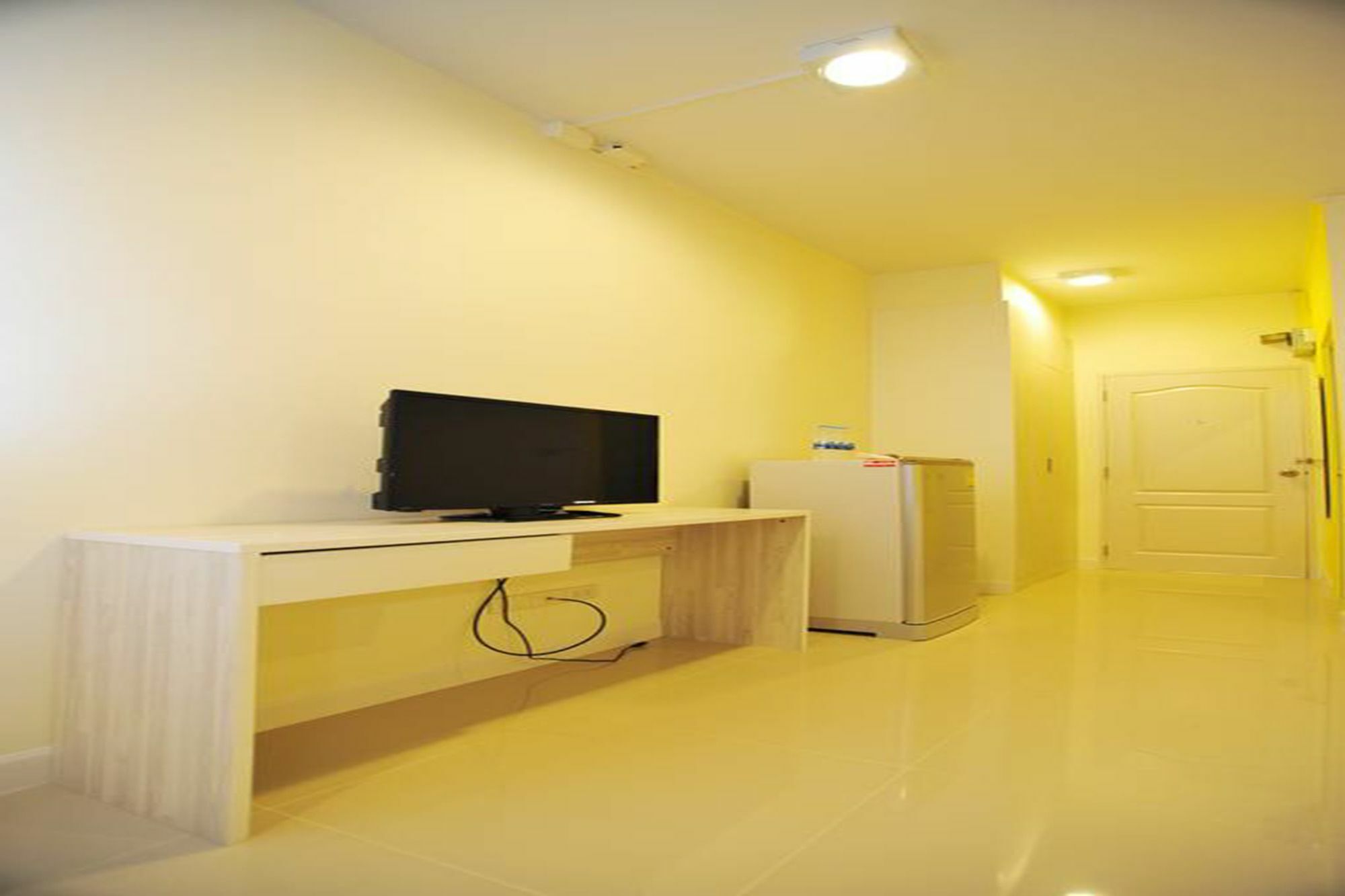 The Garden Living Hotell Bangkok Exteriör bild